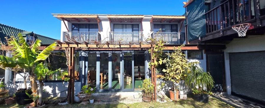 6 Bedroom Property for Sale in Franskraal Western Cape